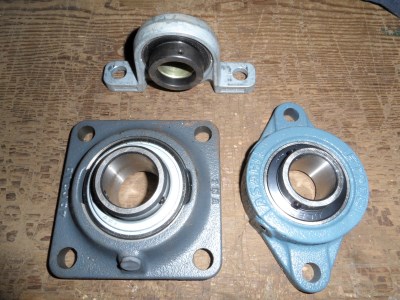 Pillow block and 2 flange units